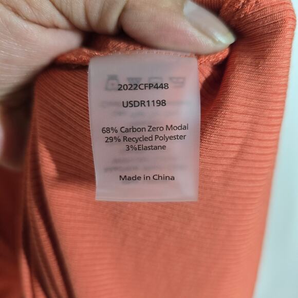 Universal Standard Form Rib Portrait Dress in Arepol Size 4XS(0/00) - Picture 6 of 6